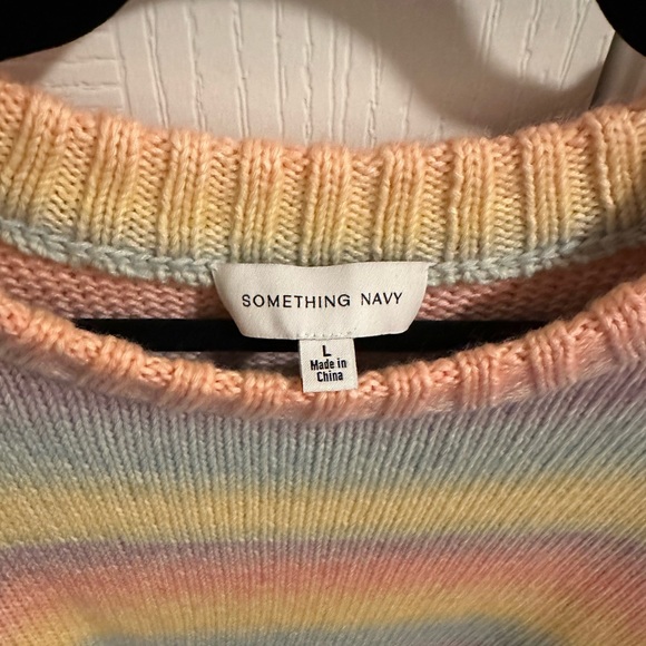 Something Navy Poppy Ombre Sweater - Picture 3 of 3